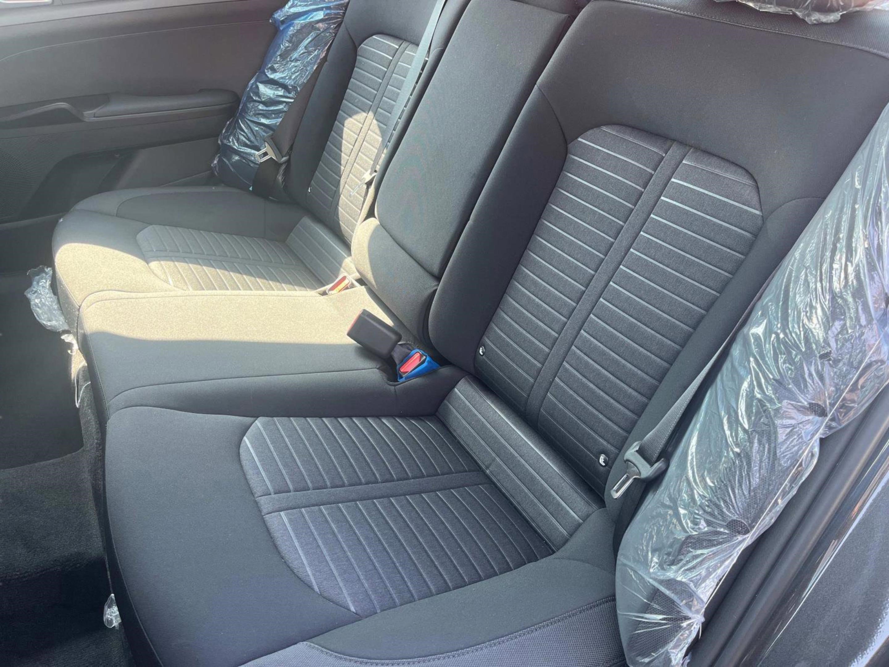 2025 Kia K5 LXS photo 15