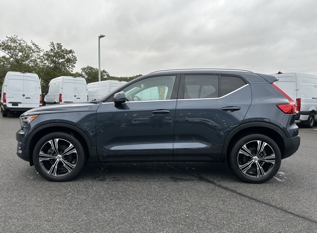 2022 Volvo XC40 T5 Inscription photo 4