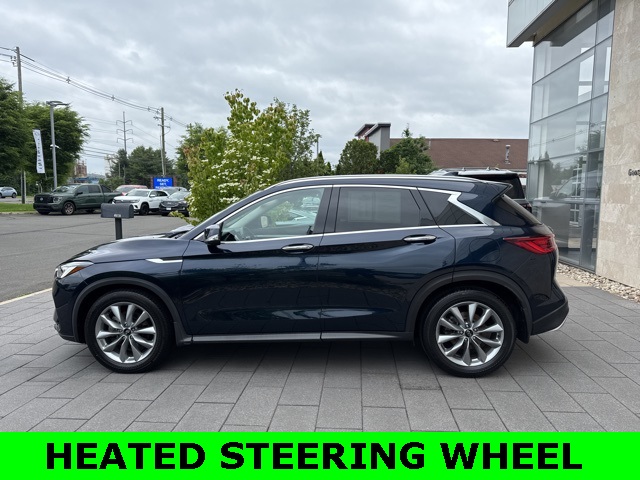 2022 Infiniti QX50 Essential photo 4