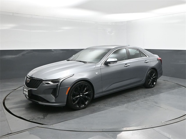 2022 Cadillac CT4 Luxury's photo