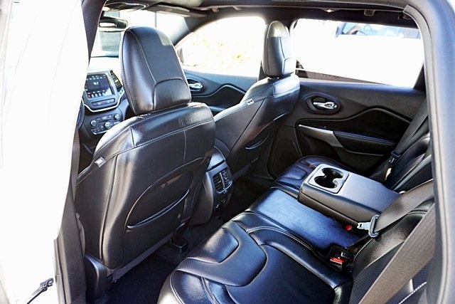 2021 Jeep Cherokee Latitude Lux photo 15