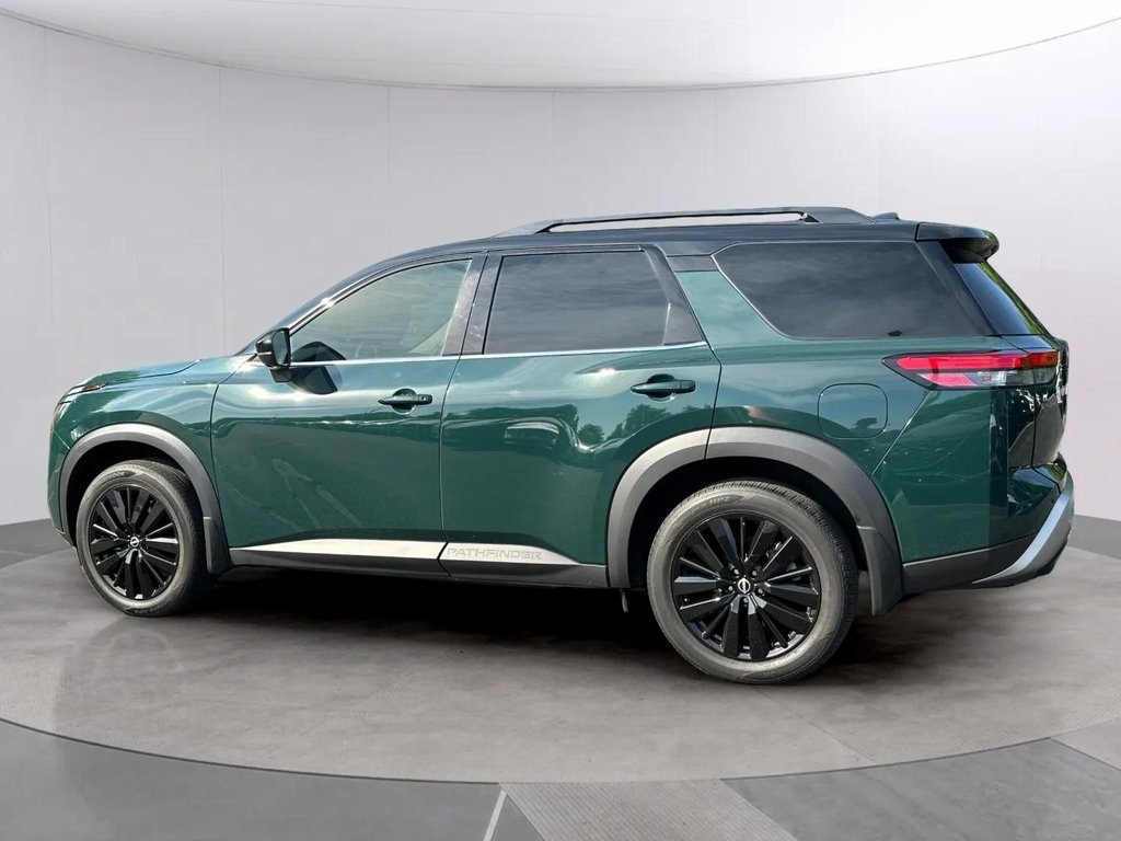 2024 Nissan Pathfinder SL photo 6