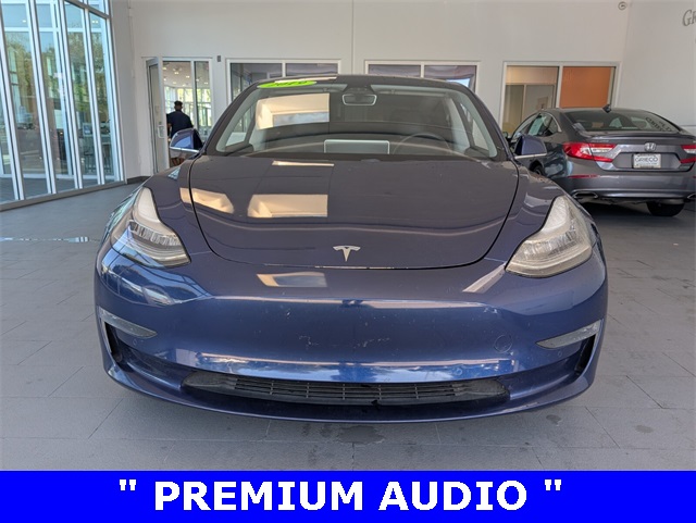 2019 Tesla Model 3 Long Range photo 3