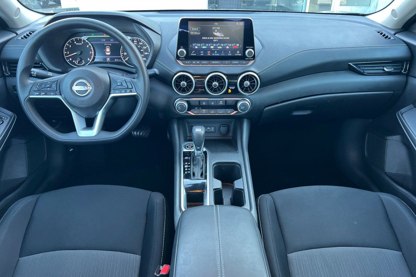 2024 Nissan Sentra SV photo 12
