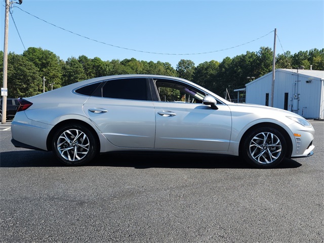 2020 Hyundai Sonata SEL photo 2