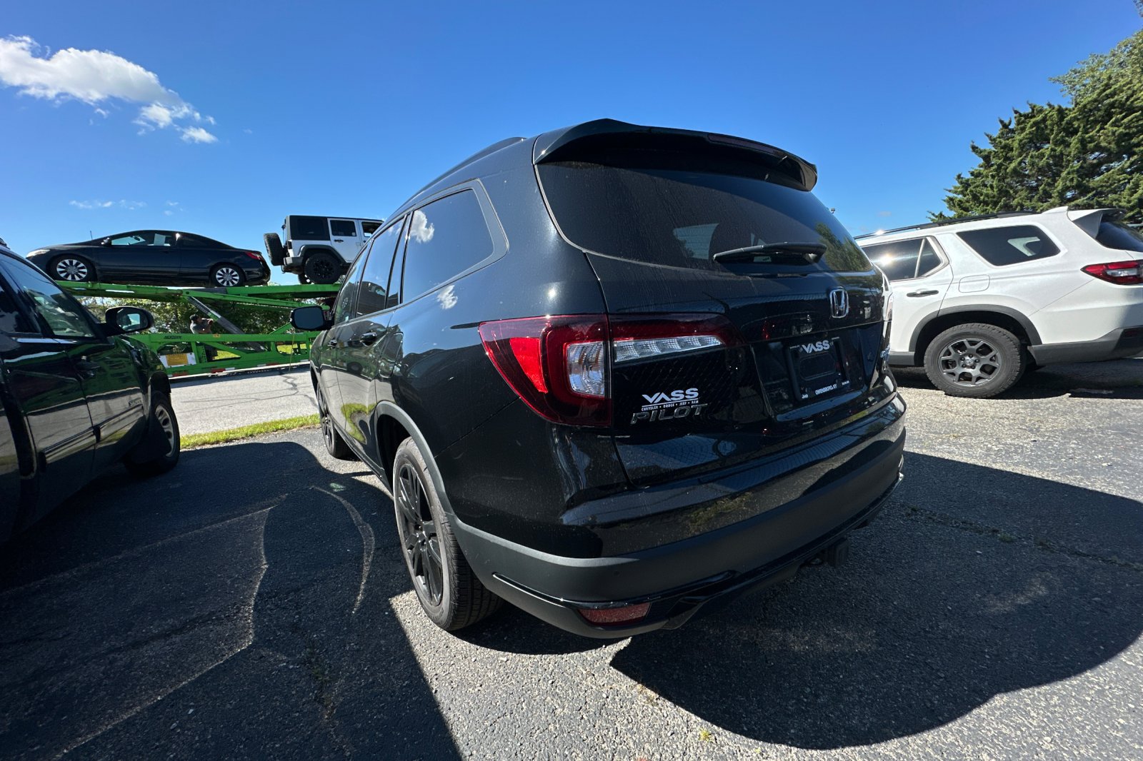 2022 Honda Pilot Black Edition photo 3