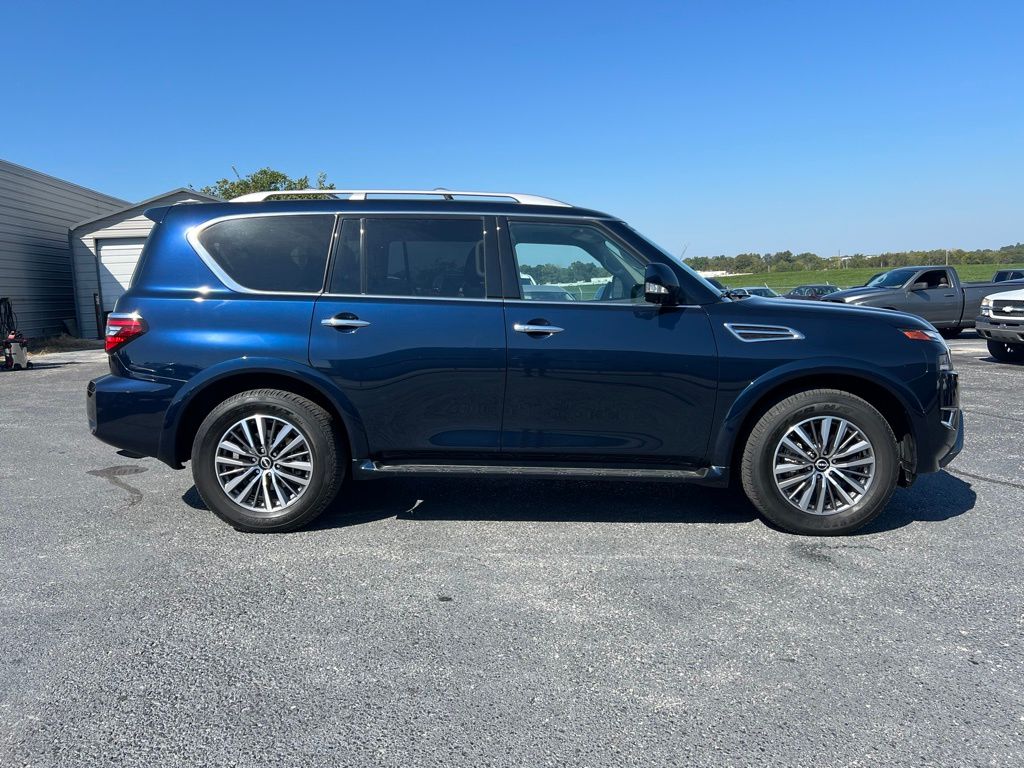 2024 Nissan Armada SL photo 3
