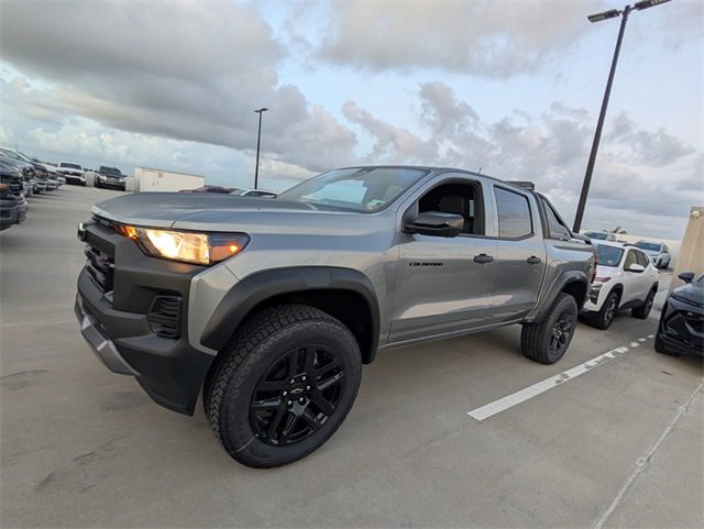 2025 Chevrolet Colorado Trail Boss photo 4
