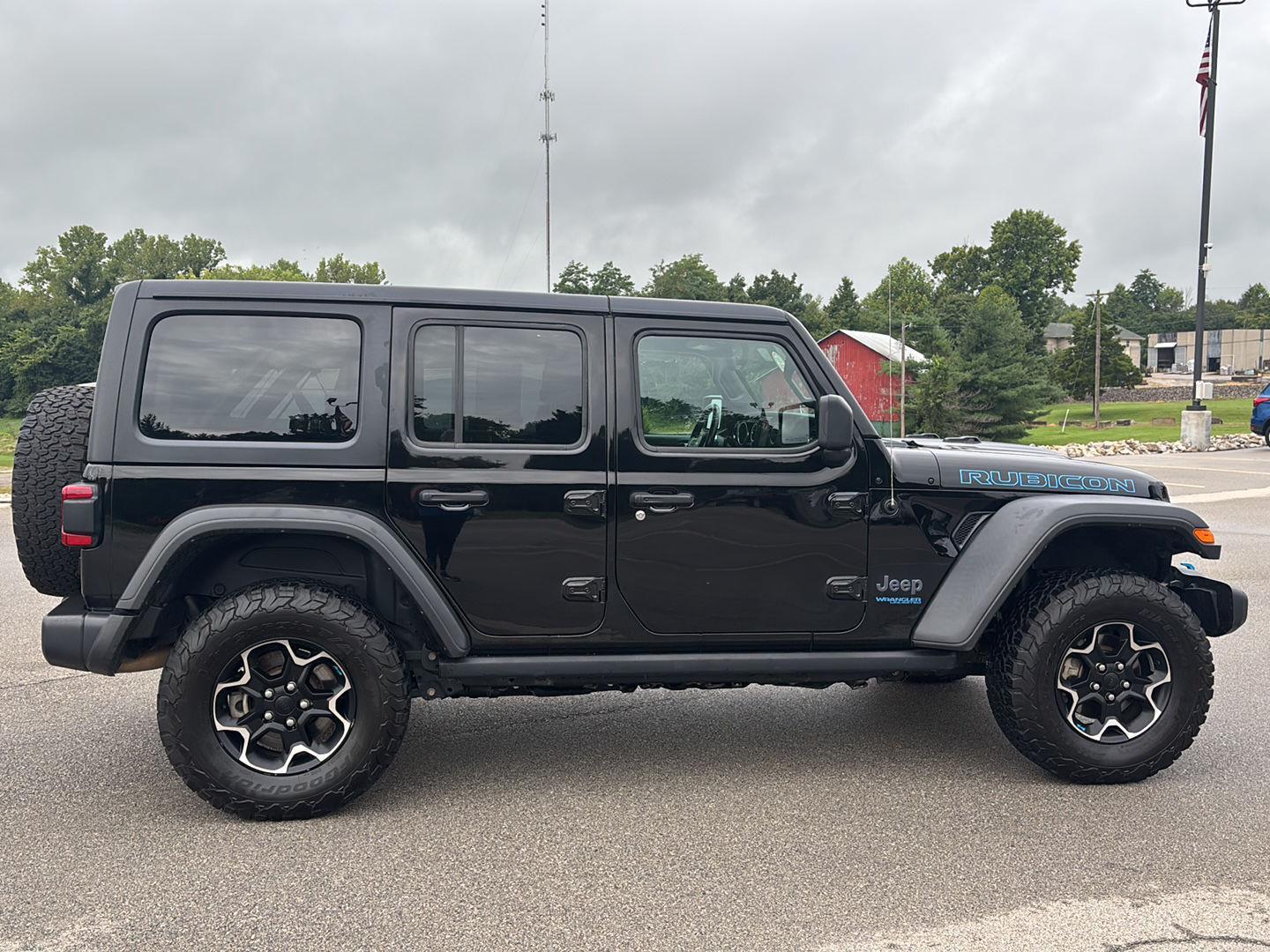 2022 Jeep Wrangler 4xe Unlimited Rubicon photo 4