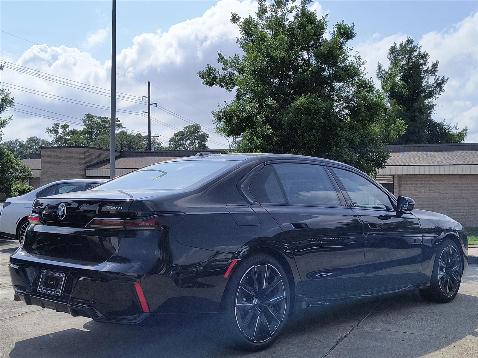 2025 Bmw 740i photo 2