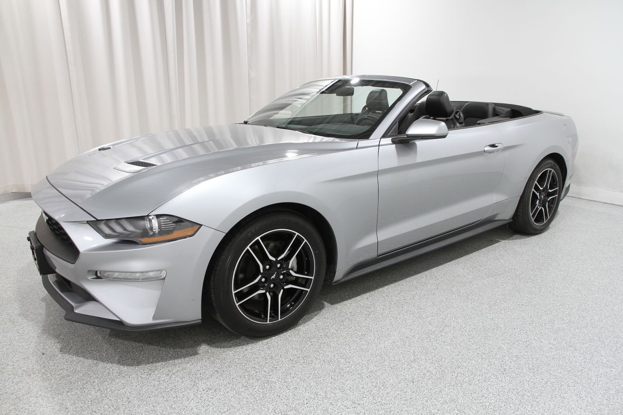 2023 Ford Mustang EcoBoost Premium Convertible photo 4