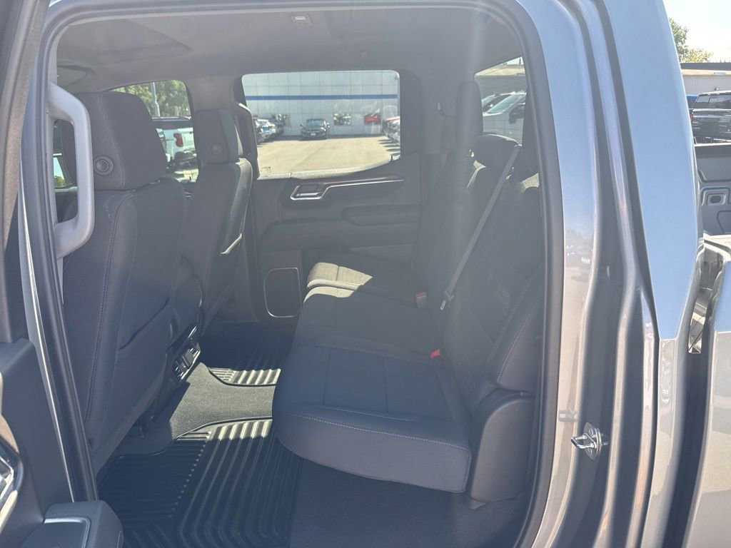 2024 Chevrolet Silverado 1500 LT photo 15