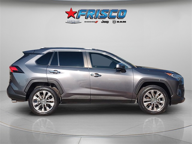 2019 Toyota RAV4 Limited photo 6