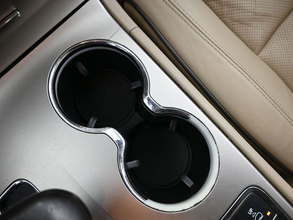 2015 Jeep Grand Cherokee Overland photo 4