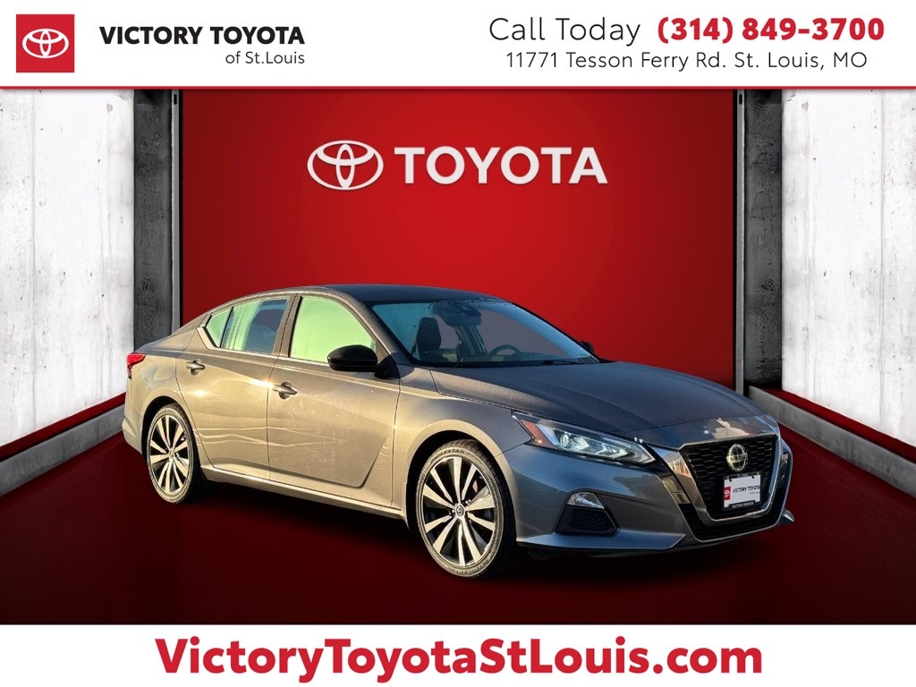 2022 Nissan Altima SR