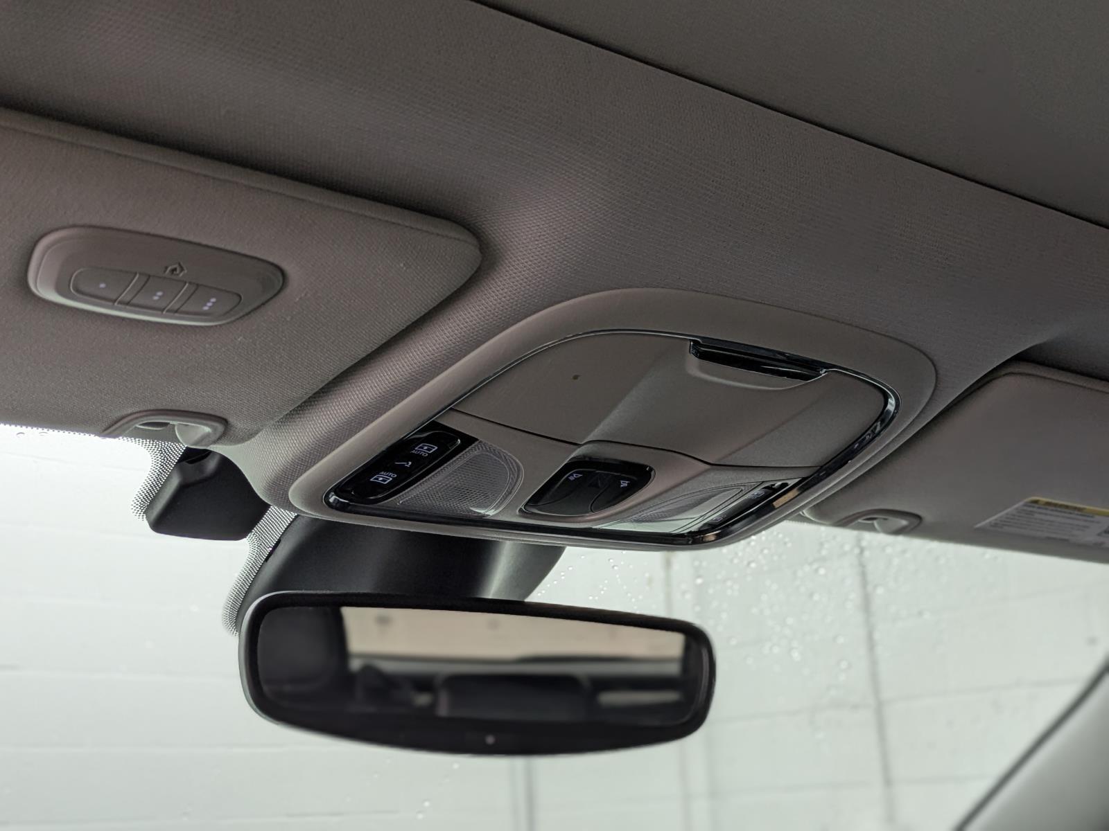 2021 Jeep Cherokee Limited photo 28