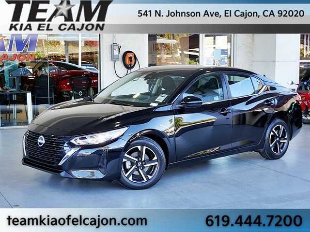 2024 Nissan Sentra SV's photo