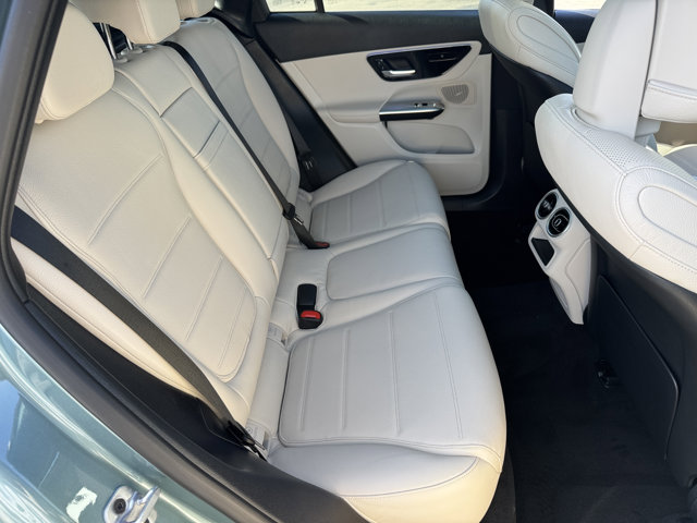 2026 Mercedes Benz GLC 300 photo 3