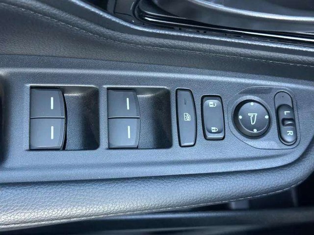 2025 Honda Odyssey Touring photo 14