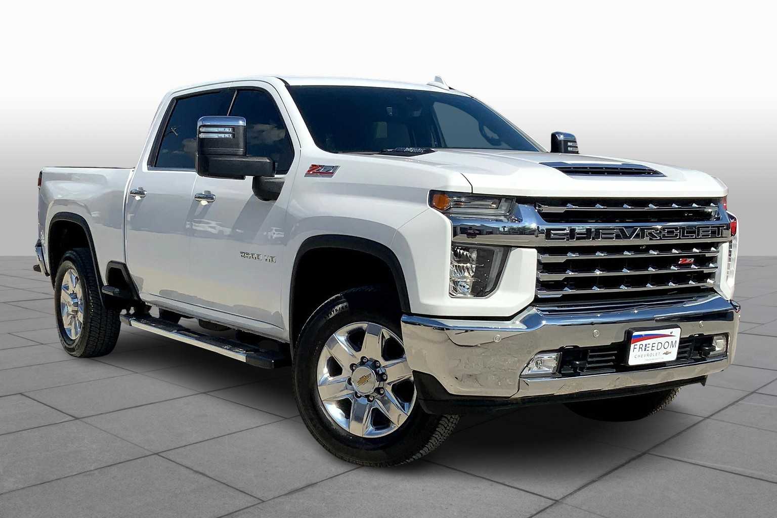 2022 Chevrolet Silverado 2500HD LTZ photo 2