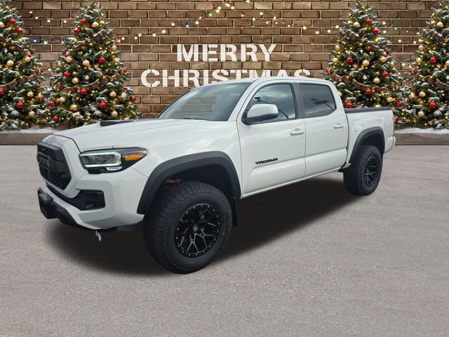 2023 Toyota Tacoma TRD Pro's photo