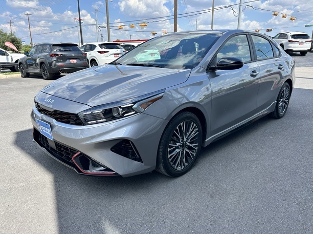 2024 Kia Forte GT-Line photo 3