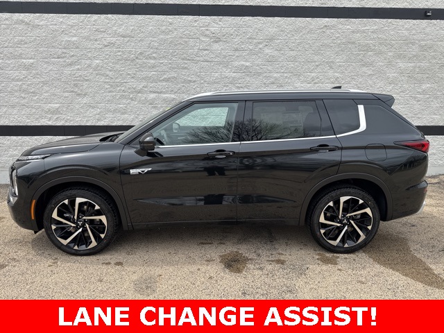 2025 Mitsubishi Outlander PHEV SEL photo 6