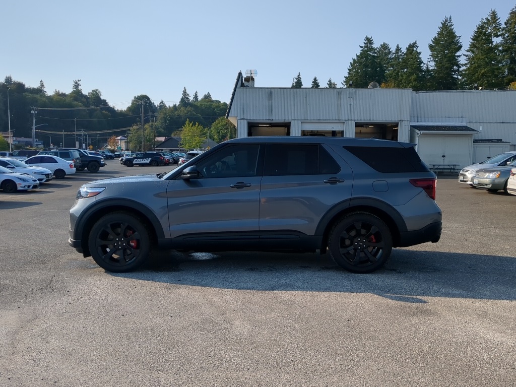 2021 Ford Explorer ST photo 10