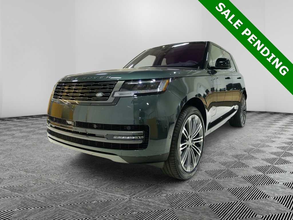 2023 Land Rover Range Rover SE's photo