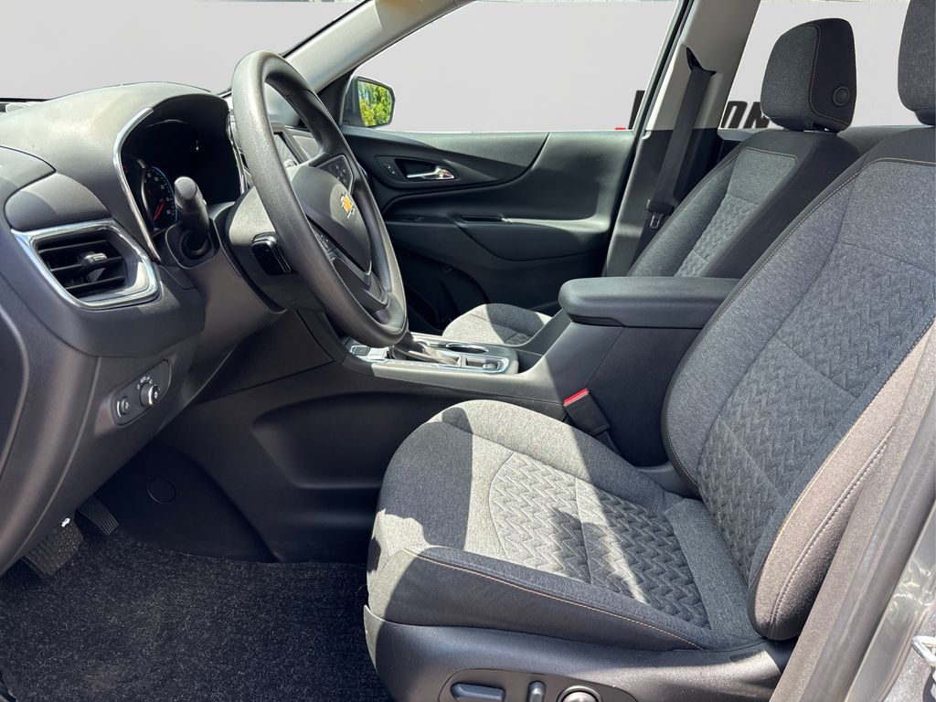 2023 Chevrolet Equinox LT photo 9