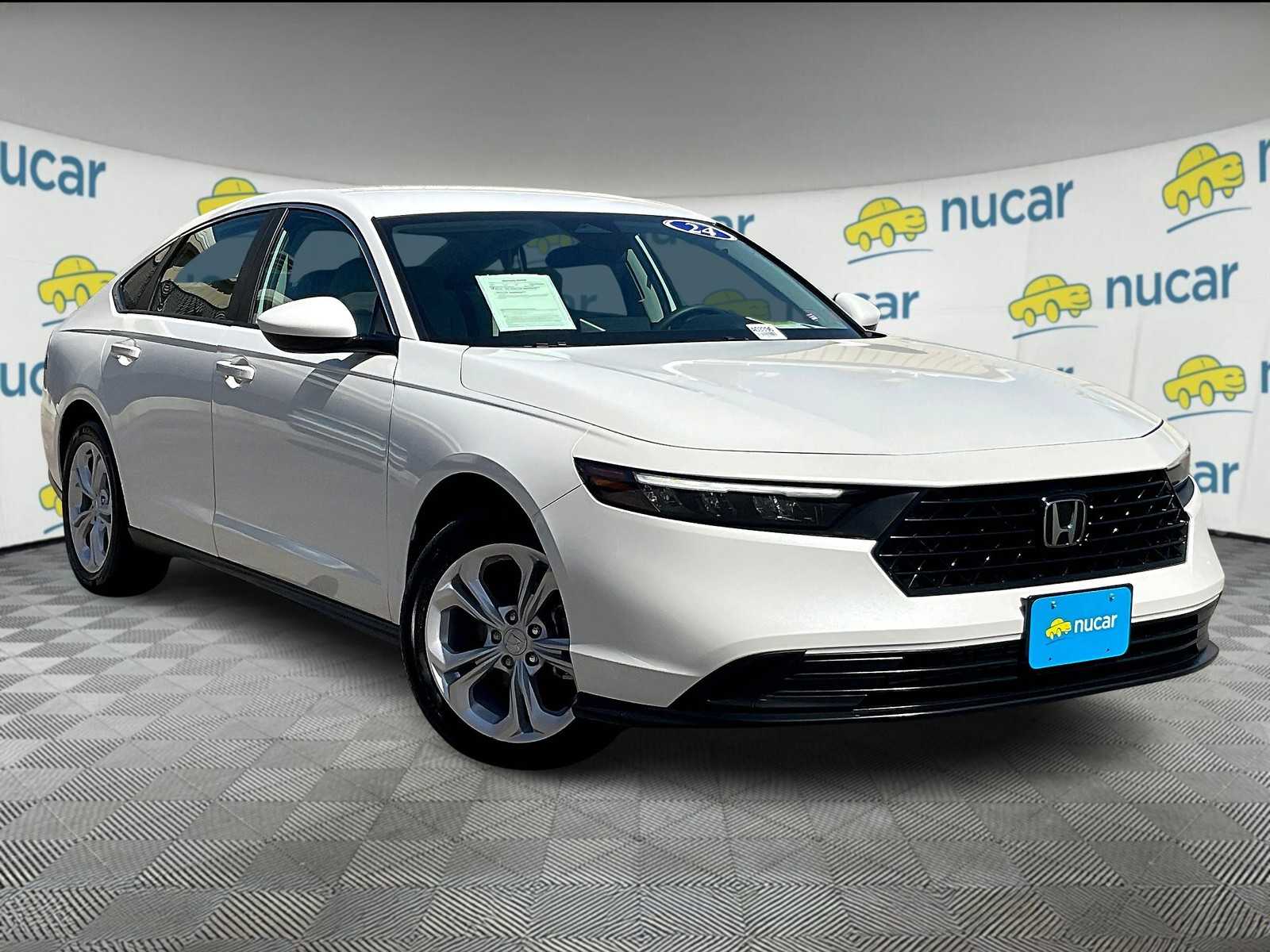 2024 Honda Accord LX's photo