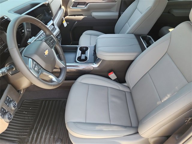 2025 Chevrolet Silverado 3500HD LTZ photo 9