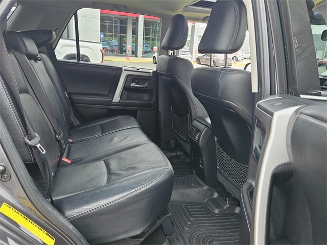 2014 Toyota 4Runner Limited photo 14