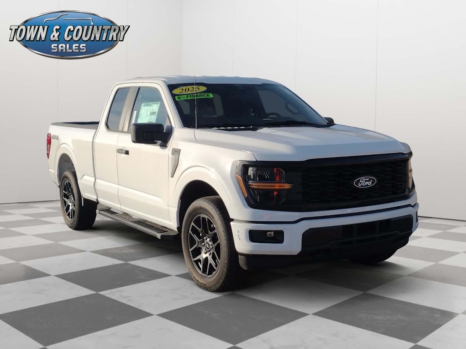 2025 Ford F-150 STX's photo