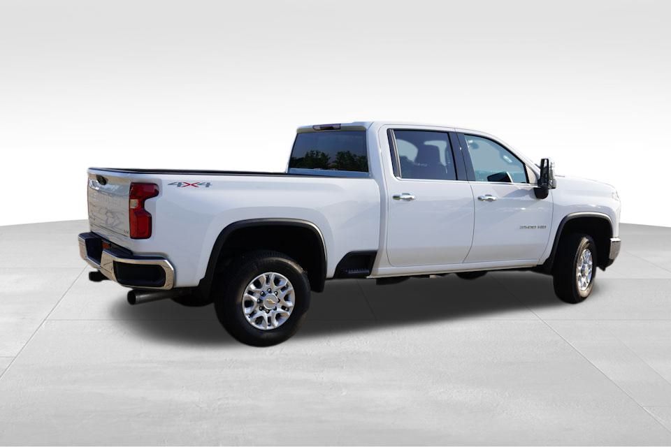 2024 Chevrolet Silverado 3500HD LTZ photo 4