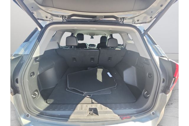 2024 Gmc Terrain SLT photo 15