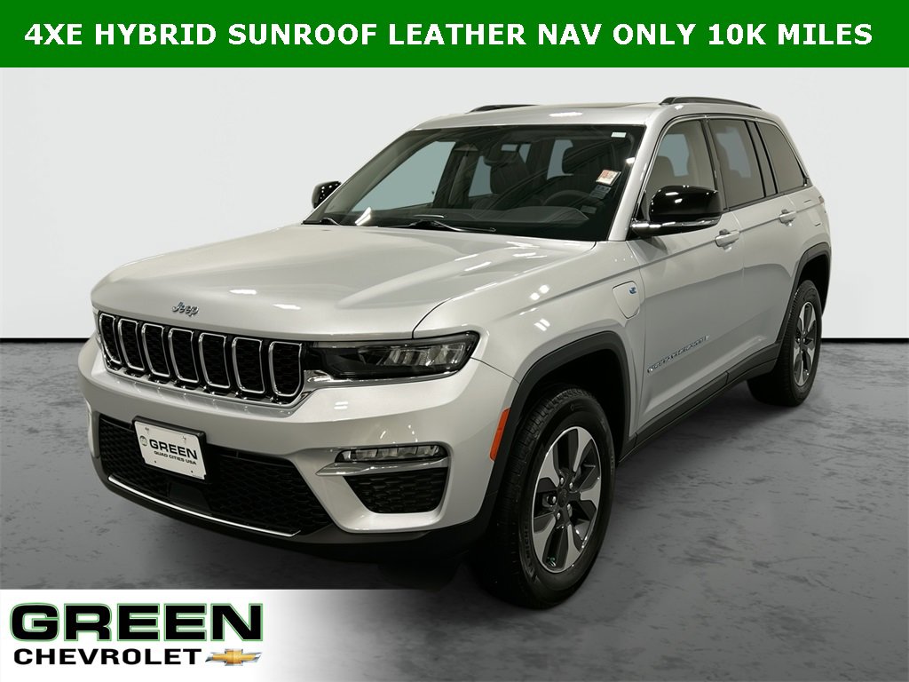2022 Jeep Grand Cherokee 4xe's photo