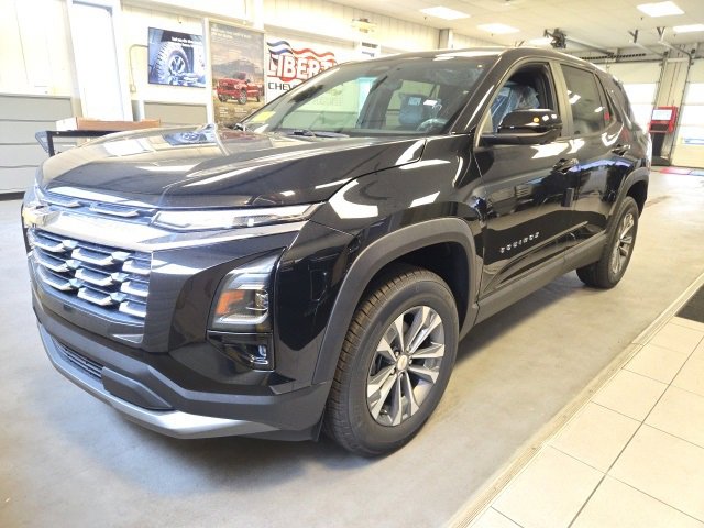 2026 Chevrolet Equinox LT photo 2