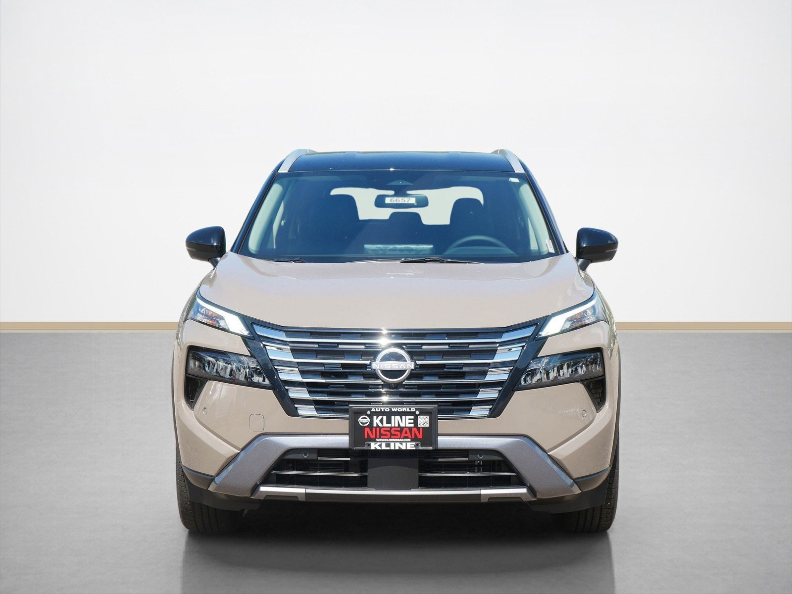 2025 Nissan Rogue SL photo 4