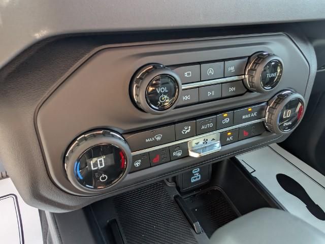 2025 Ford Bronco Outer Banks photo 56