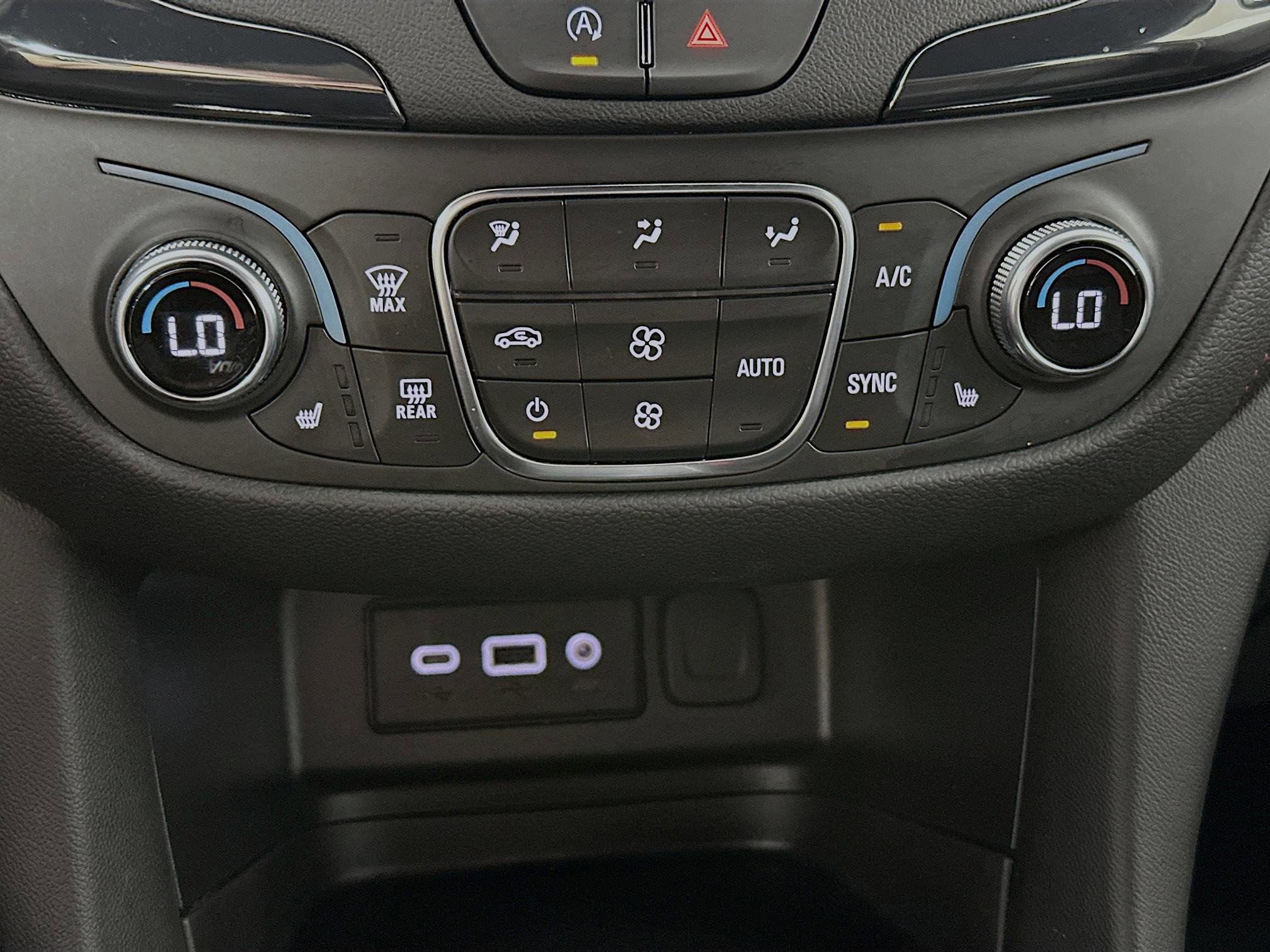 2023 Chevrolet Equinox RS photo 13