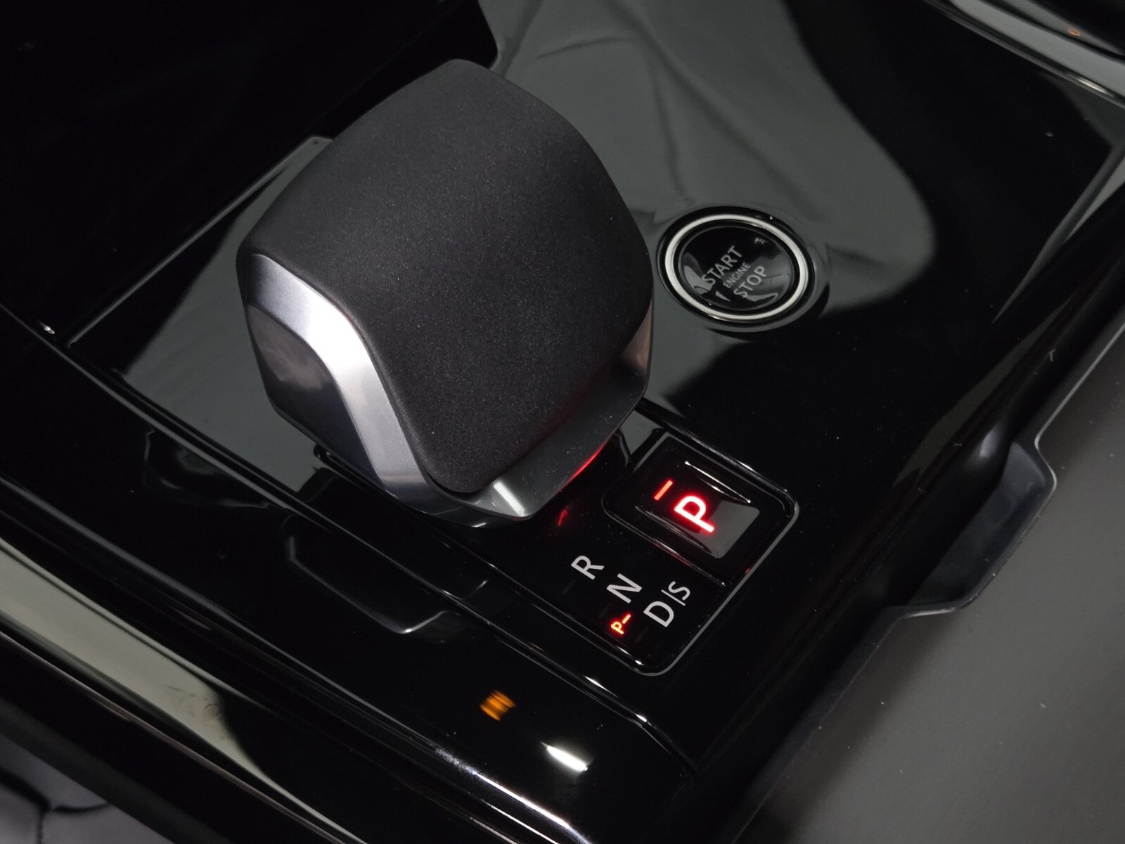 2025 Land Rover Range Rover Sport SE photo 25