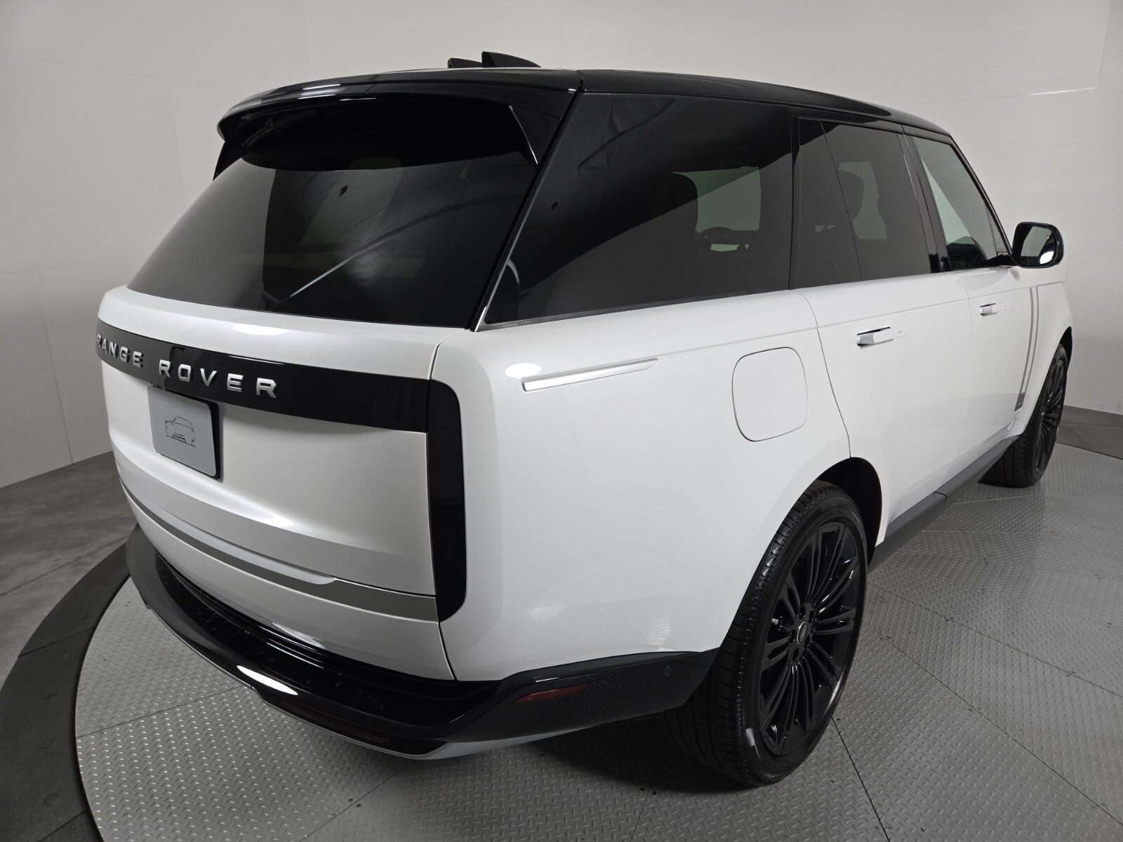 2025 Land Rover Range Rover Autobiography photo 2