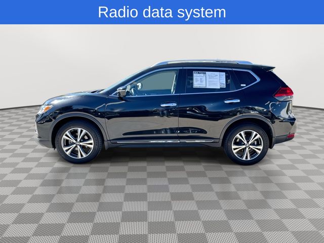 2017 Nissan Rogue SL photo 4