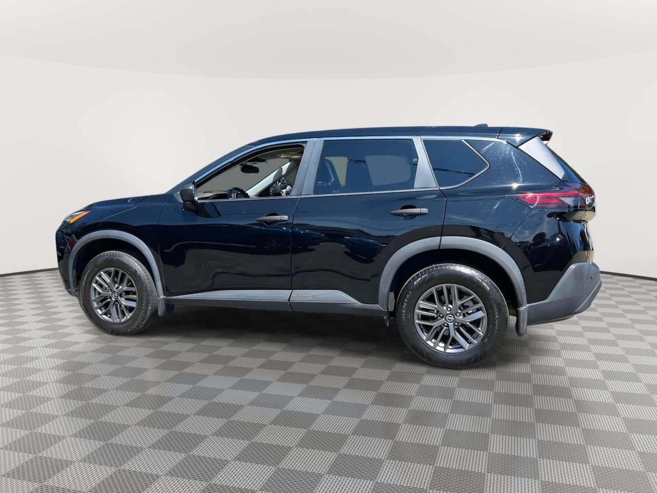 2021 Nissan Rogue S AWD photo 4