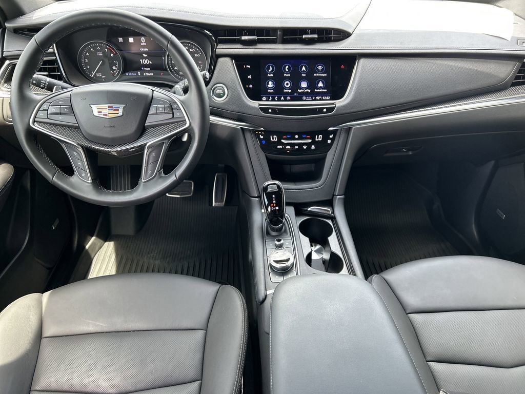 2025 Cadillac XT5 Sport photo 13