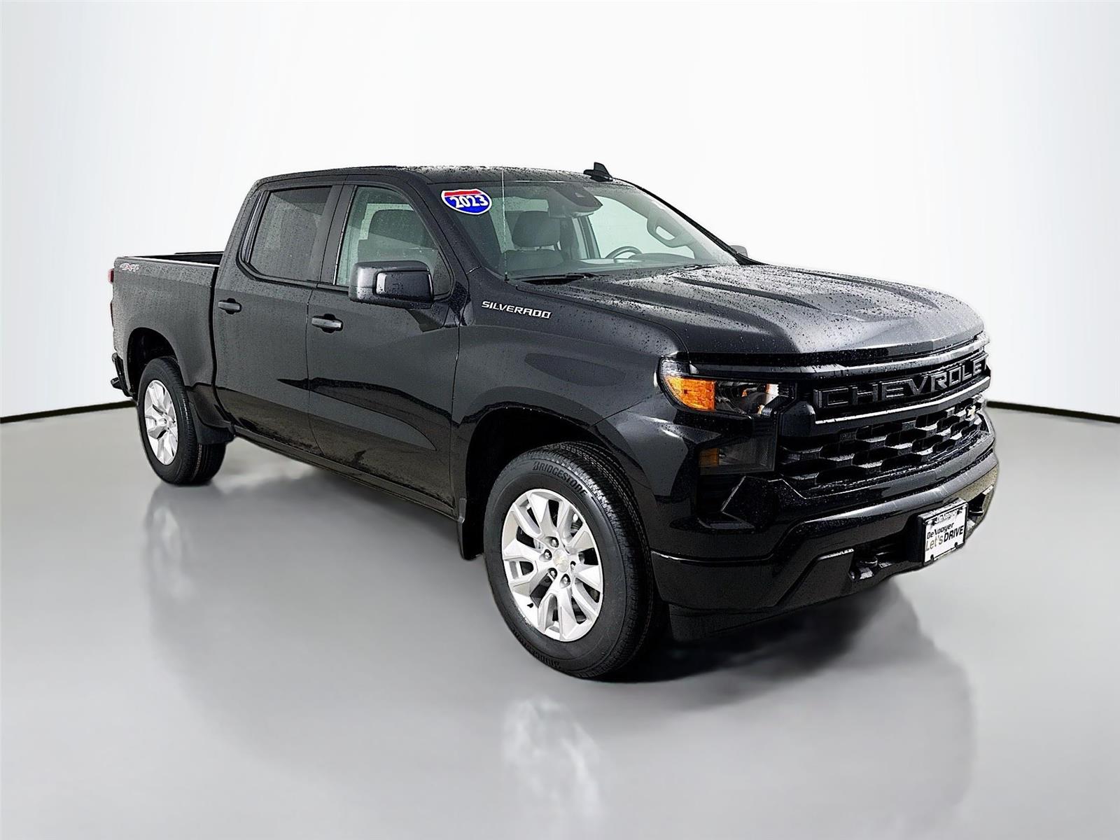 2023 Chevrolet Silverado 1500 Custom photo 24