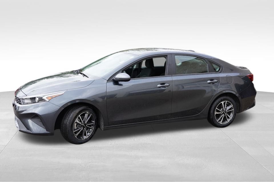 2023 Kia Forte LXS photo 10