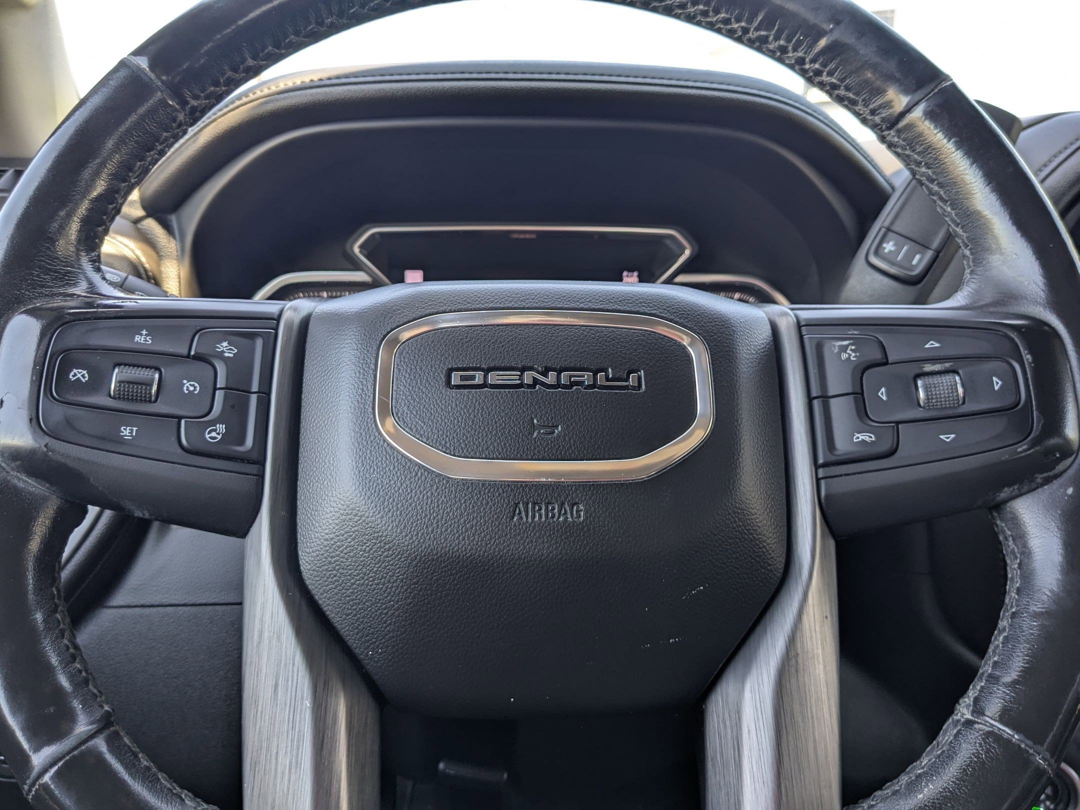 2020 Gmc Sierra 2500 HD Denali photo 15
