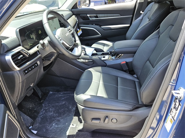 2025 Kia Telluride EX photo 4